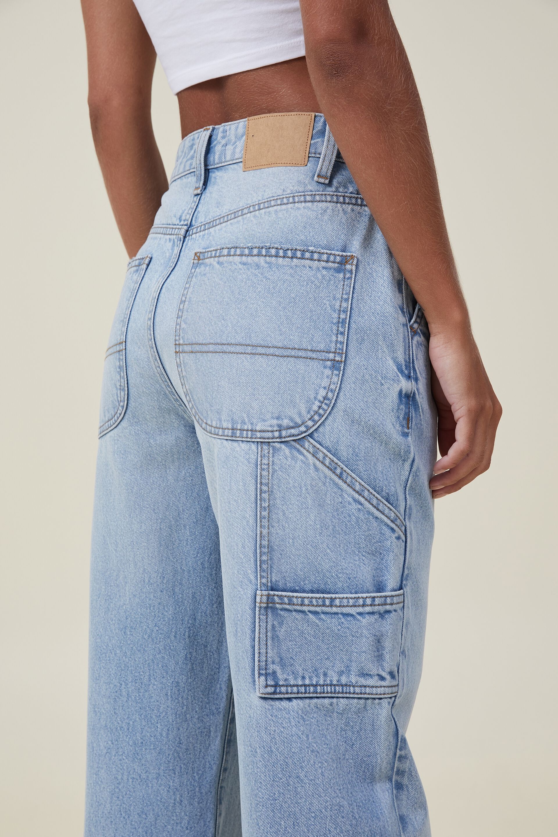 High Waisted Baggy Mom Jeans For Leisure And Style Perfect For Mom,  Boyfriends, And More Style #230928 From Huo01, $18.67 | DHgate.Com